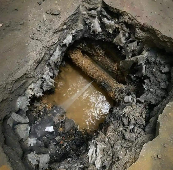 厨房水路检测场景